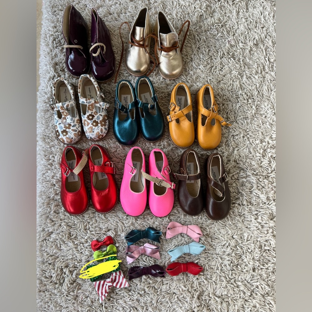 Mom Petit Size 8 lot plus bows